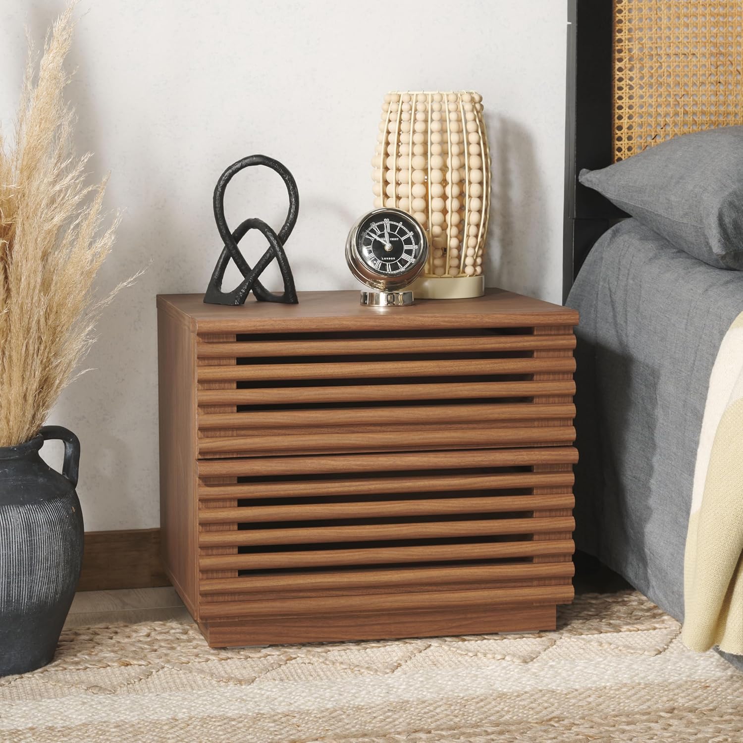 Averi Dark Walnut 2-Drawer Nig - Solid Wood Nightstand 2 Drawers recension och pris